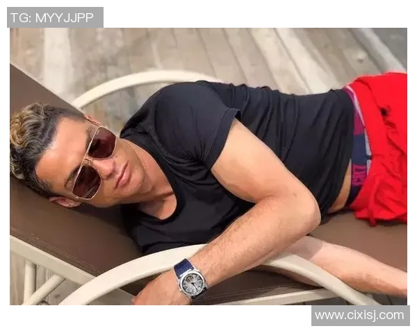 足球明星们佩戴奢华手表的背后故事与价值揭秘 足球明星们佩戴奢华手表的背后故事与价值揭秘